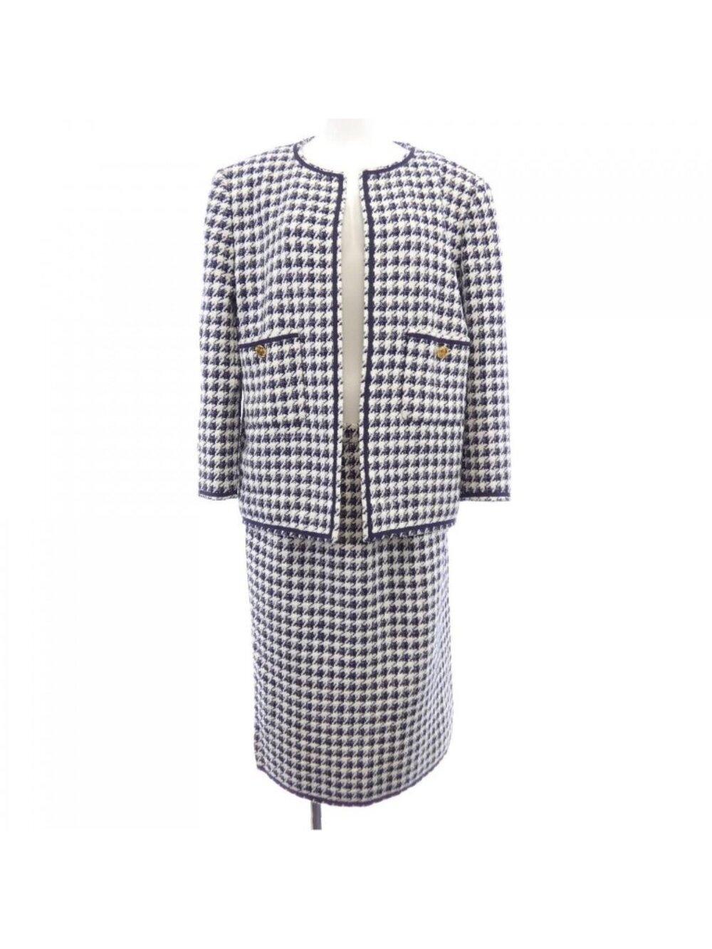 Chanel Vintage Suit White
